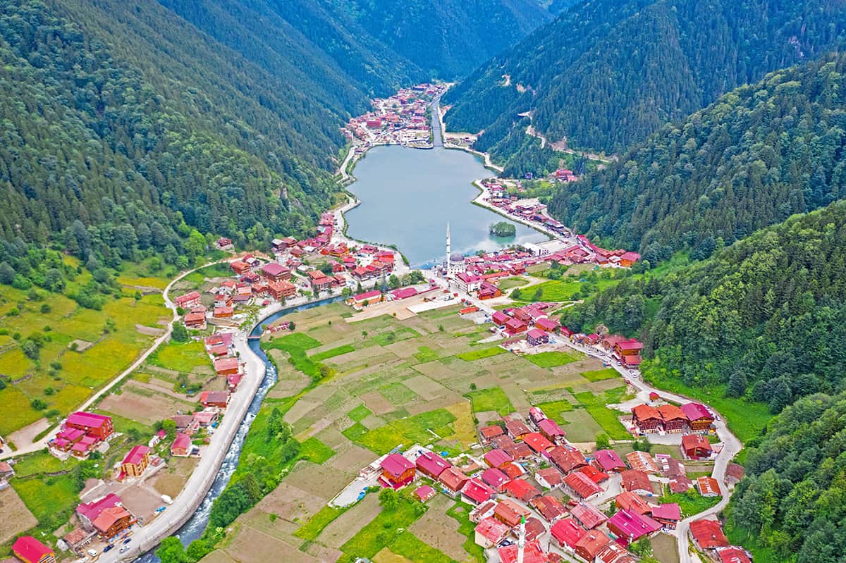 Lake Uzungöl AKA Long Lake in Trabzon